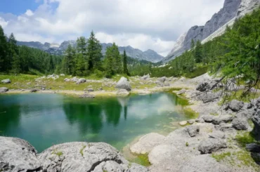 T. Jezera, Dvojno Jezero
