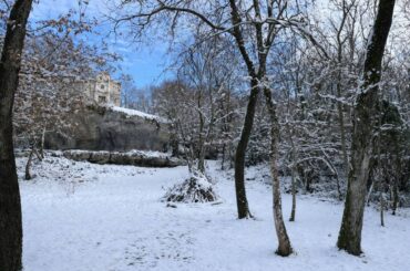 Crkva sv. Petar Tondolon u snijegu. Foto Zdravko R.