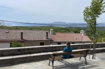 Grobnik, ta klupa koja otvori pogled na Kvarner. Foto Z.R.