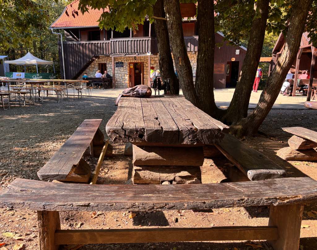 Hrastovička gora, planinarski dom Matija Filjak. Foto Zdravko R.